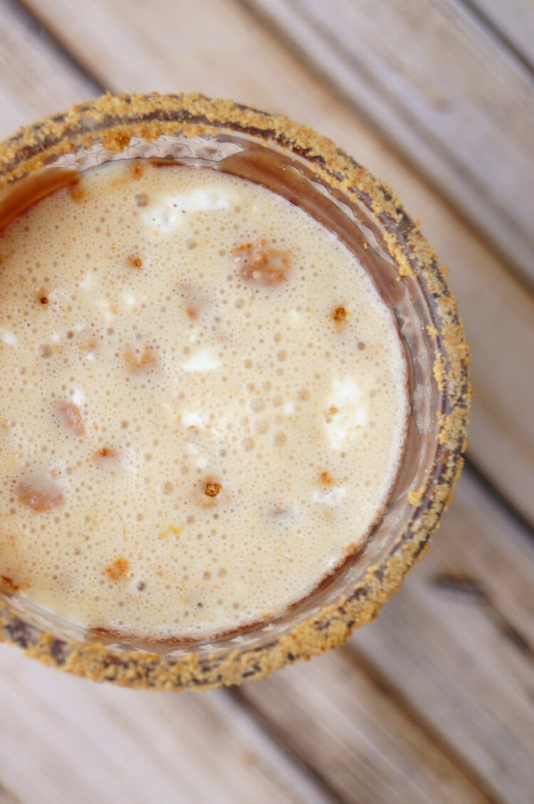 Easy Peanut Butter S'mores Smoothie