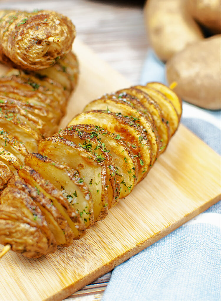 Easy Twisted Air Fryer Potatoes 