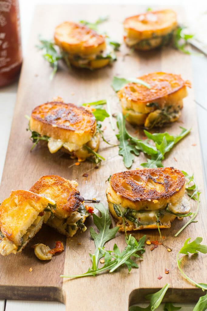 Mini-Grilled-Cheese-Sandwich-Appetizers-7