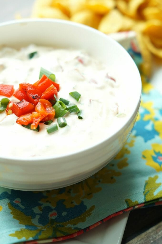 Spicy Roasted Red Pepper Ranch Dip