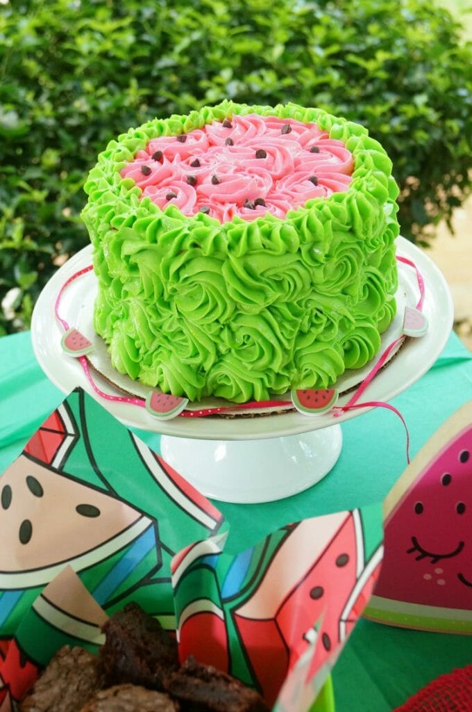 Smash cake idea for girls, watermelon themed smash cake