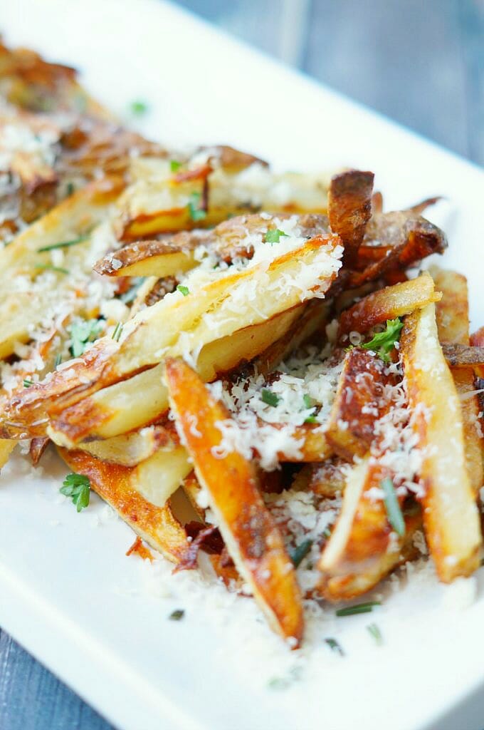 Crispy Baked French Fry Recipe with Garlic and Parmesan 